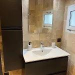 Climatisé Avec Cour Privée Calme Et Vignobles 4 Pers *