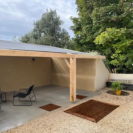 Villa Climatisé Avec Cour Privée Calme Et Vignobles 4 Pers