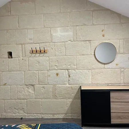 Climatisé Avec Cour Privée Calme Et Vignobles 4 Pers
